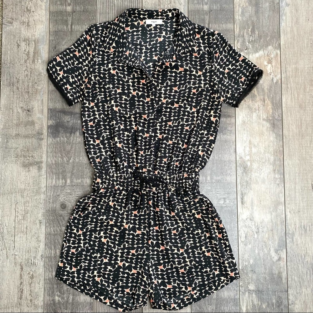 SUNCOO Black Short-Sleeve Printed Romper with Peach and Cream Motif